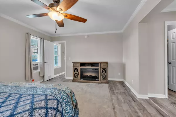 Marietta, SC 29661,437 McConnell RD