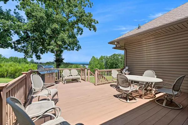 Seneca, SC 29672,203 Eagles Landing Ln LN