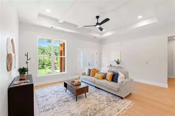 Westminster, SC 29693,107 Mount Bay DR