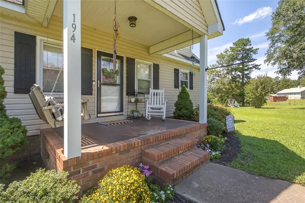 Iva, SC 29655,194 Winfred Brock RD