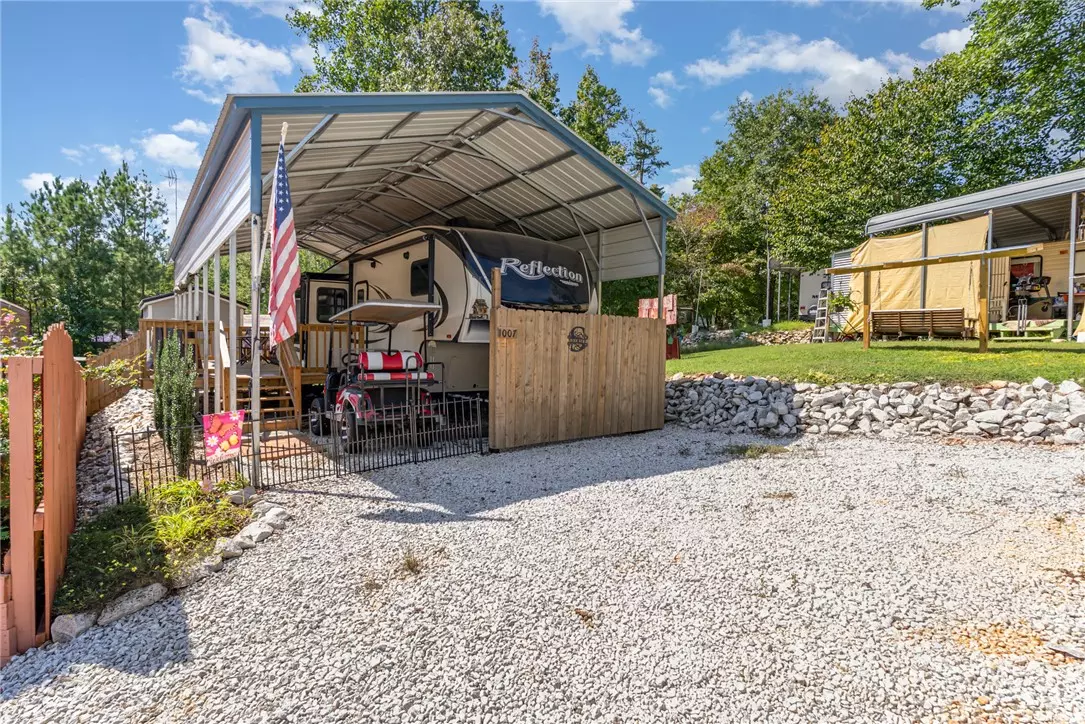 Westminster, SC 29693,1007 Concord DR