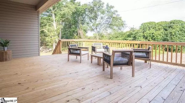 Anderson, SC 29625,606B Parkwood DR