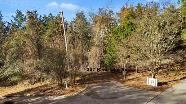 Fair Play, SC 29643,257 Riverlake RD