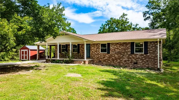 124 Wiley RD, Greenwood, SC 29649