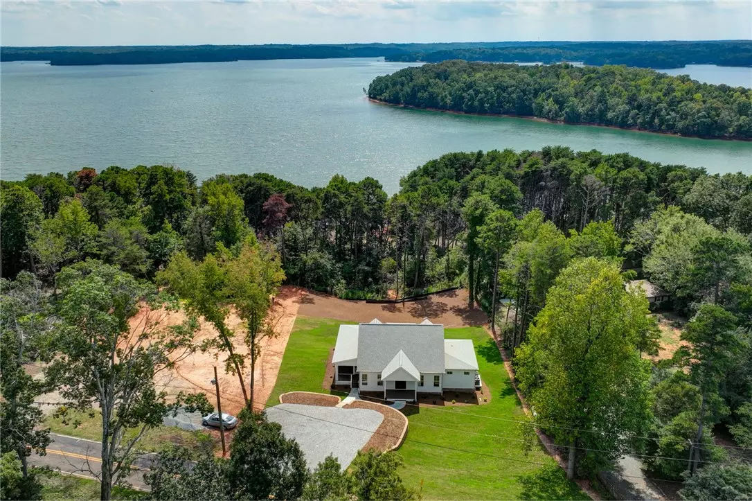 Townville, SC 29689,1218 Andersonville RD