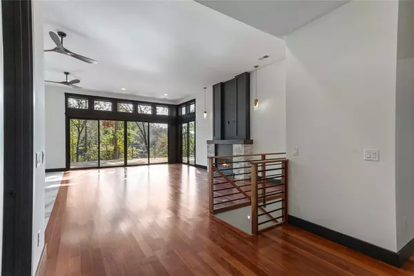 West Union, SC 29696,4014 Hardwood Pointe DR