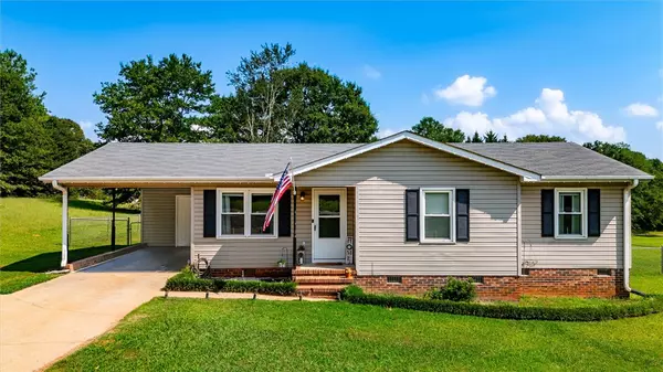 1208 Five Forks RD, Pendleton, SC 29670