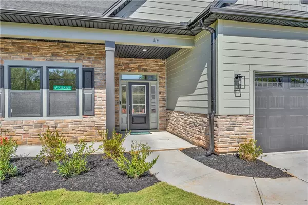 Central, SC 29630,114 Shale DR