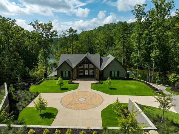 158 Cherry Laurel WAY, Six Mile, SC 29682