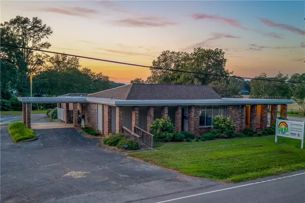 111 W. Pine Grove RD, Fair Play, SC 29643