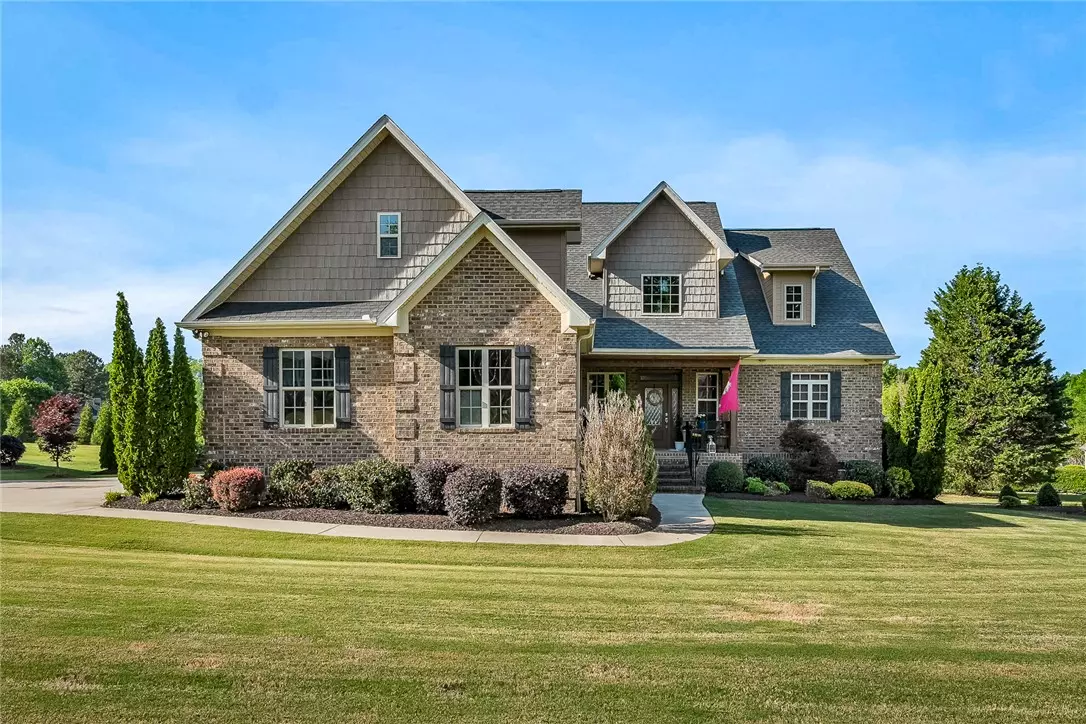 Anderson, SC 29621,121 Langwell DR