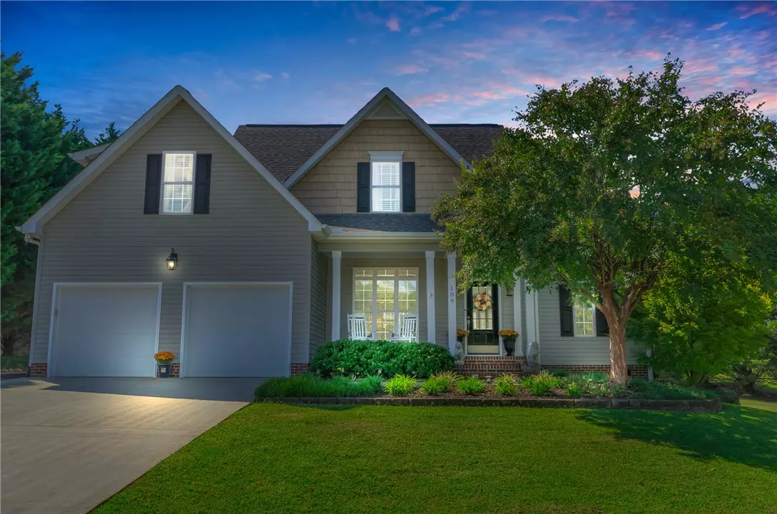 Easley, SC 29642,109 Equestrian TRL