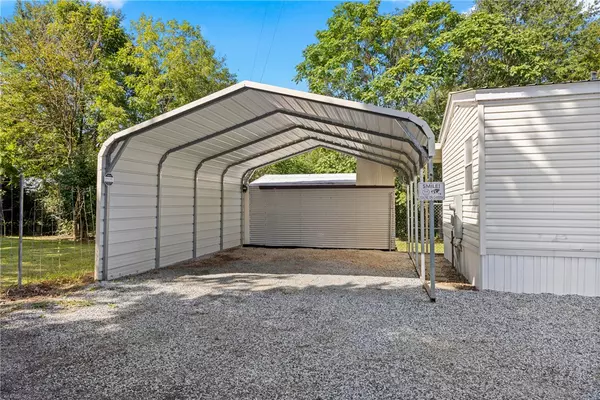 Seneca, SC 29672,1037 Ebenezer RD