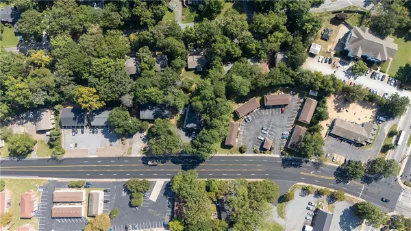 Clemson, SC 29631,808 College AVE