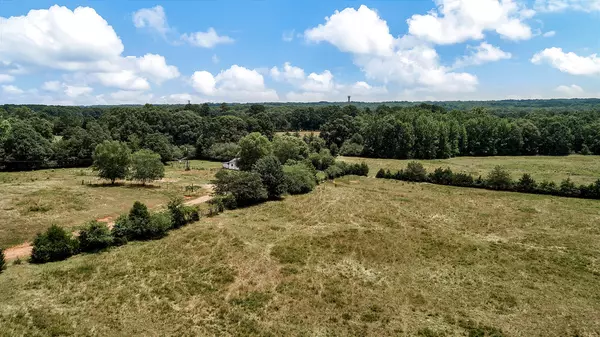 Williamston, SC 29697,5512 Midway RD
