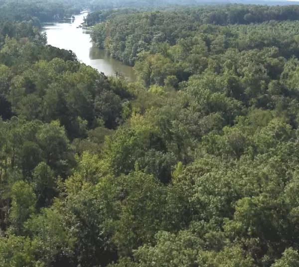 Iva, SC 29655,36 Southview DR