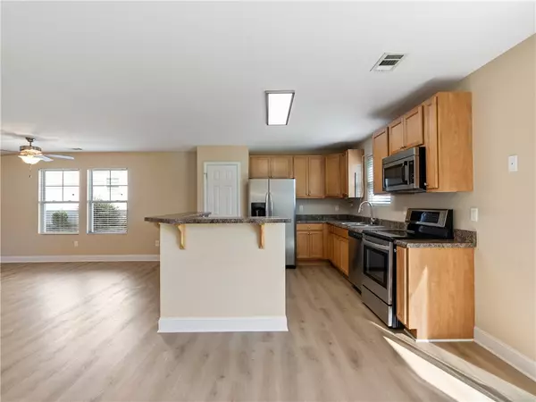 Pendleton, SC 29670,176 Crooked Cedar WAY