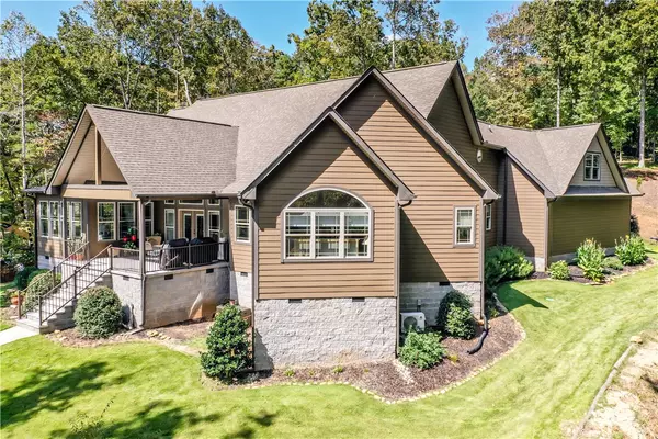 Salem, SC 29676,803 Sandyhook CT