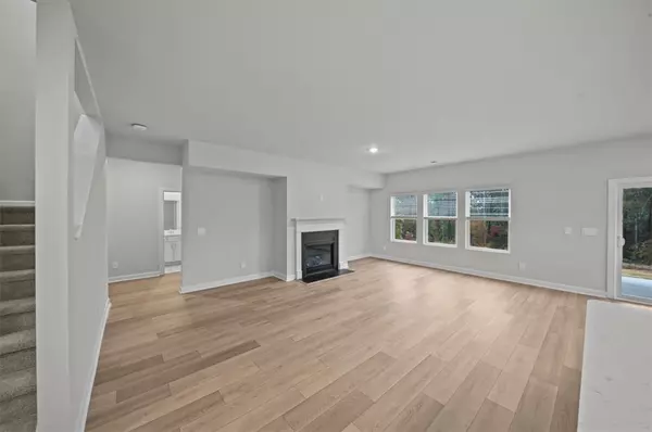 Easley, SC 29642,104 Tilson WAY