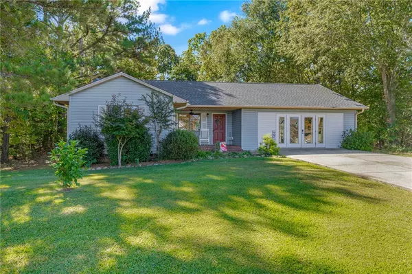 Westminster, SC 29693,104 Fairway LN