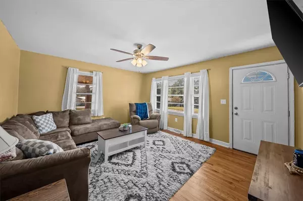 Seneca, SC 29678,101 Pleasant DR