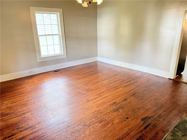 Newry, SC 29665,614 Broadway ST