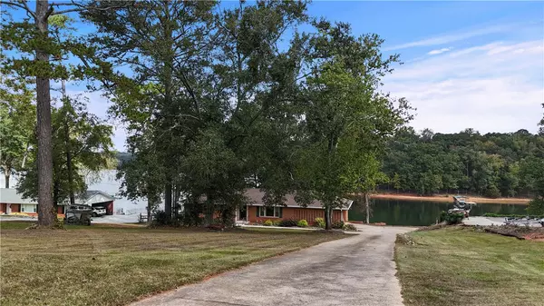 Anderson, SC 29625,2214 Surfside DR