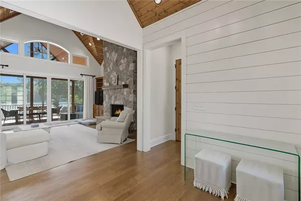 West Union, SC 29696,3021 Deep Water WAY