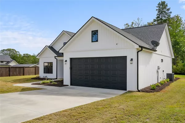 Anderson, SC 29625,210 Jackson CIR