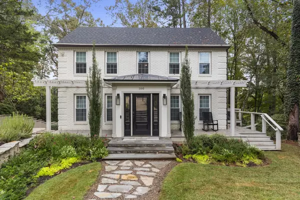 100 Daleview CIR, Clemson, SC 29631