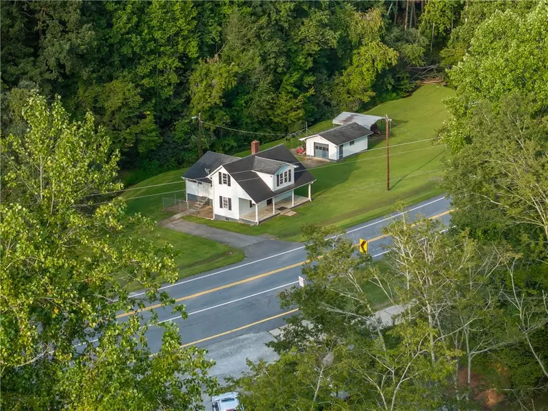 4273 Geer HWY, Marietta, SC 29661