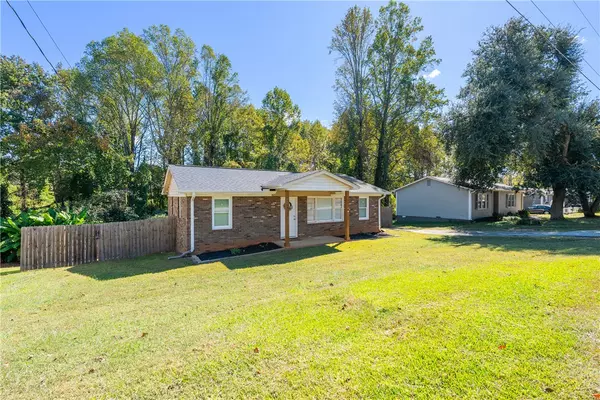 Easley, SC 29642,123 Vista CIR