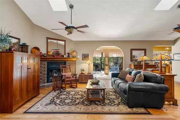 Salem, SC 29676,28 Quail DR