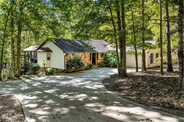 28 Quail DR, Salem, SC 29676
