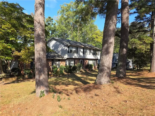 1201 Stonehurst DR, Anderson, SC 29621