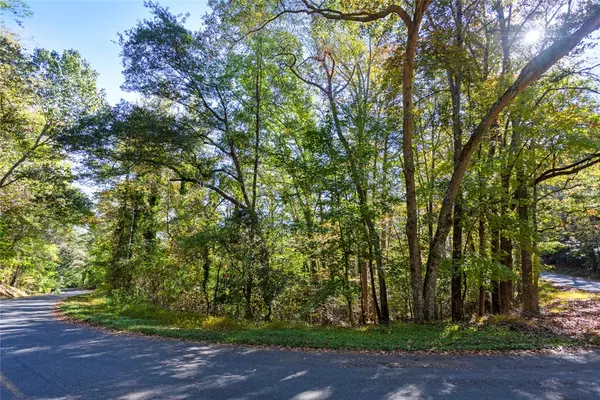 Central, SC 29630,00 Pin Du Lac DR