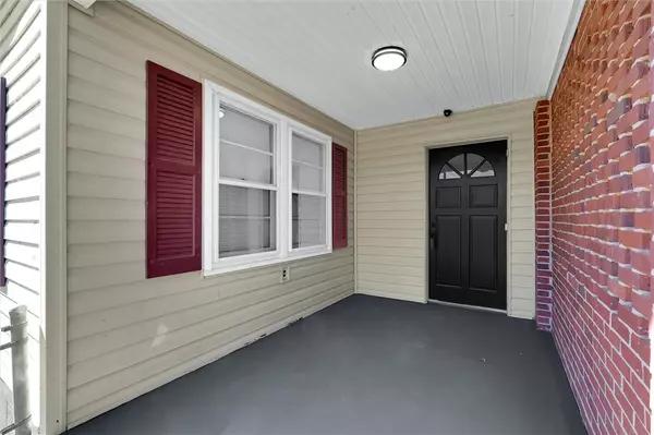 Pelzer, SC 29669,141 Bryant RD