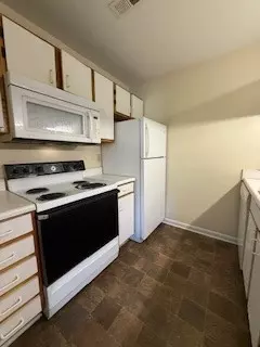 Clemson, SC 29631,102 Calhoun ST #221
