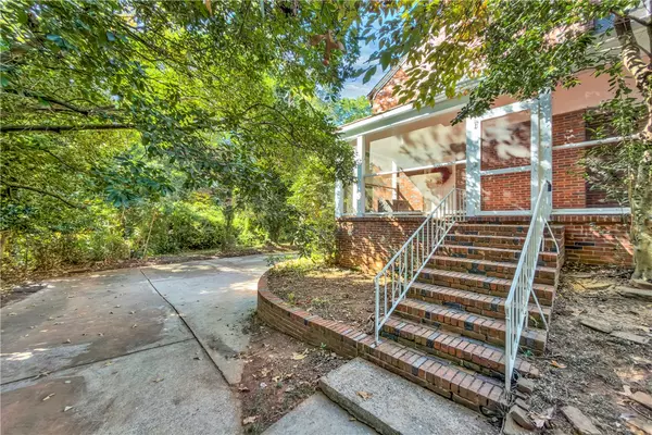 Easley, SC 29640,303 N B ST