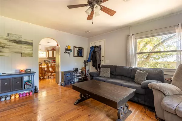 Pendleton, SC 29670,110 Maple ST