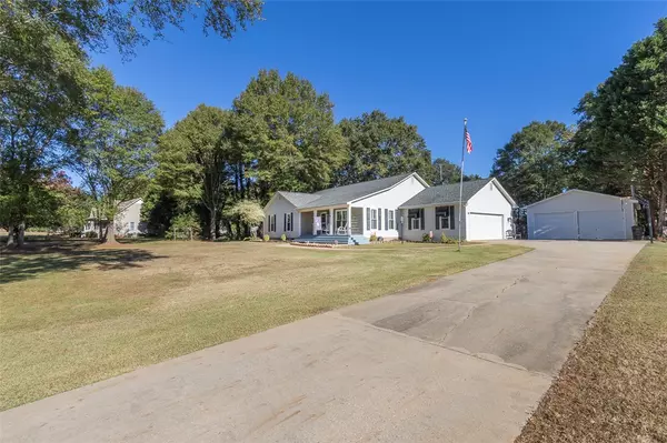1026 Crestview RD, Anderson, SC 29621