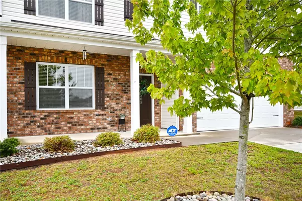 Easley, SC 29642,205 Lily Pond PL