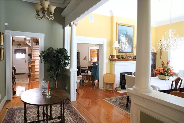 Easley, SC 29640,711 NE Main ST