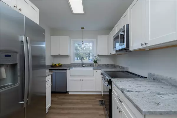 Seneca, SC 29672,5060 Keowee School RD