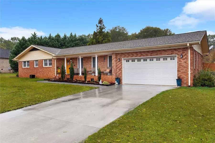 603 Quillen AVE, Fountain Inn, SC 29644