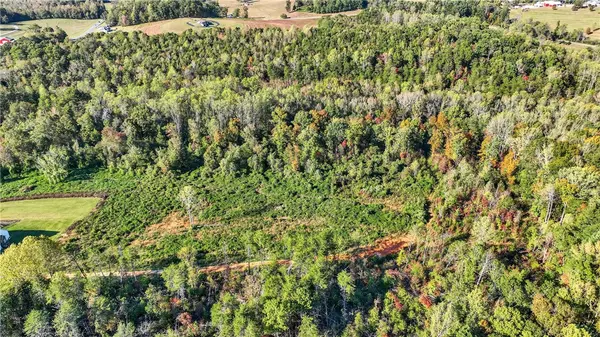 Taylors, SC 29687,6830 Mountain View RD