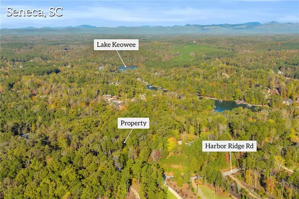 Seneca, SC 29672,1412 Cool Ridge DR