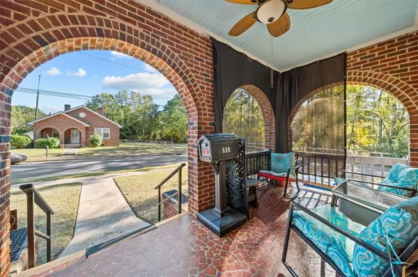 Greenwood, SC 29646,530 BOLT AVE