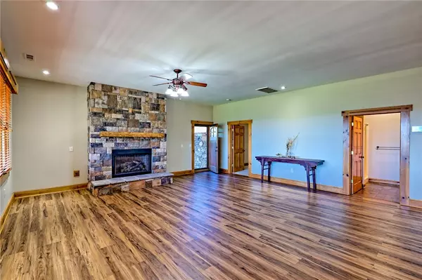 Mountain  Rest, SC 29664,225 Whetstone Mountain RD