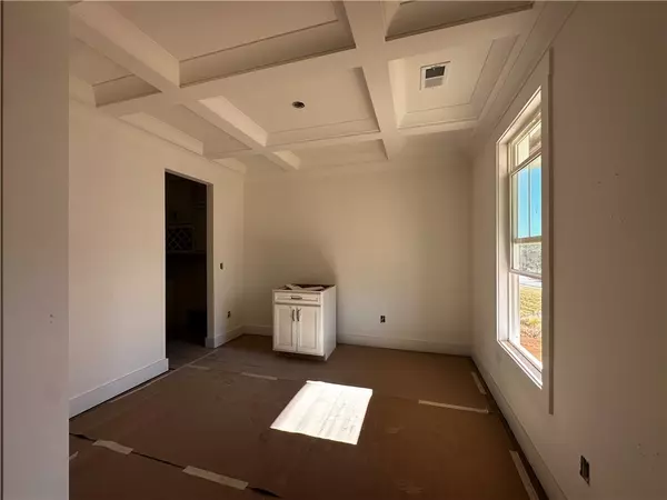 Seneca, SC 29678,210 Summerall LN